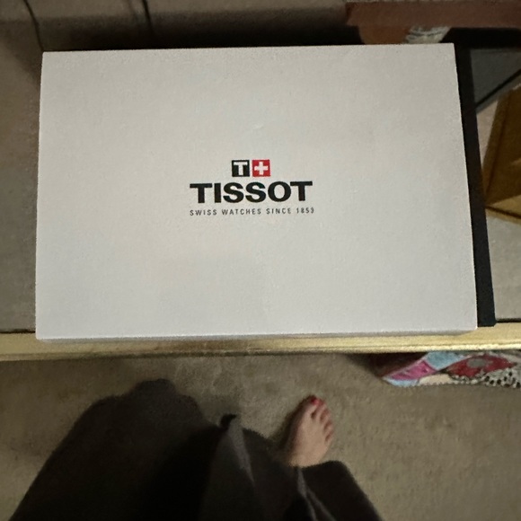 Tissot T-Trend Women's Watch Model T090.310.16.126.00. - Picture 3 of 11